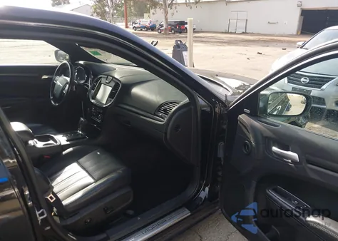 2012 Chrysler 300 S V8 from USA, damaged, VIN 2C3CCADT6CH315274